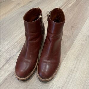 Portland Leather Patina Ankle Bootie Cognac size 11